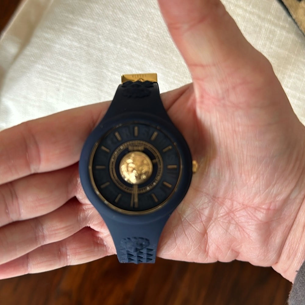 Versus Versace Unisex Watch with Case